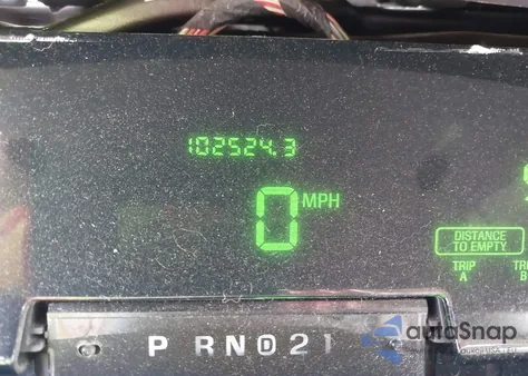 2001 Ford Crown Victoria Lx из США, поврежденный, VIN 2FAFP74WX1X107532